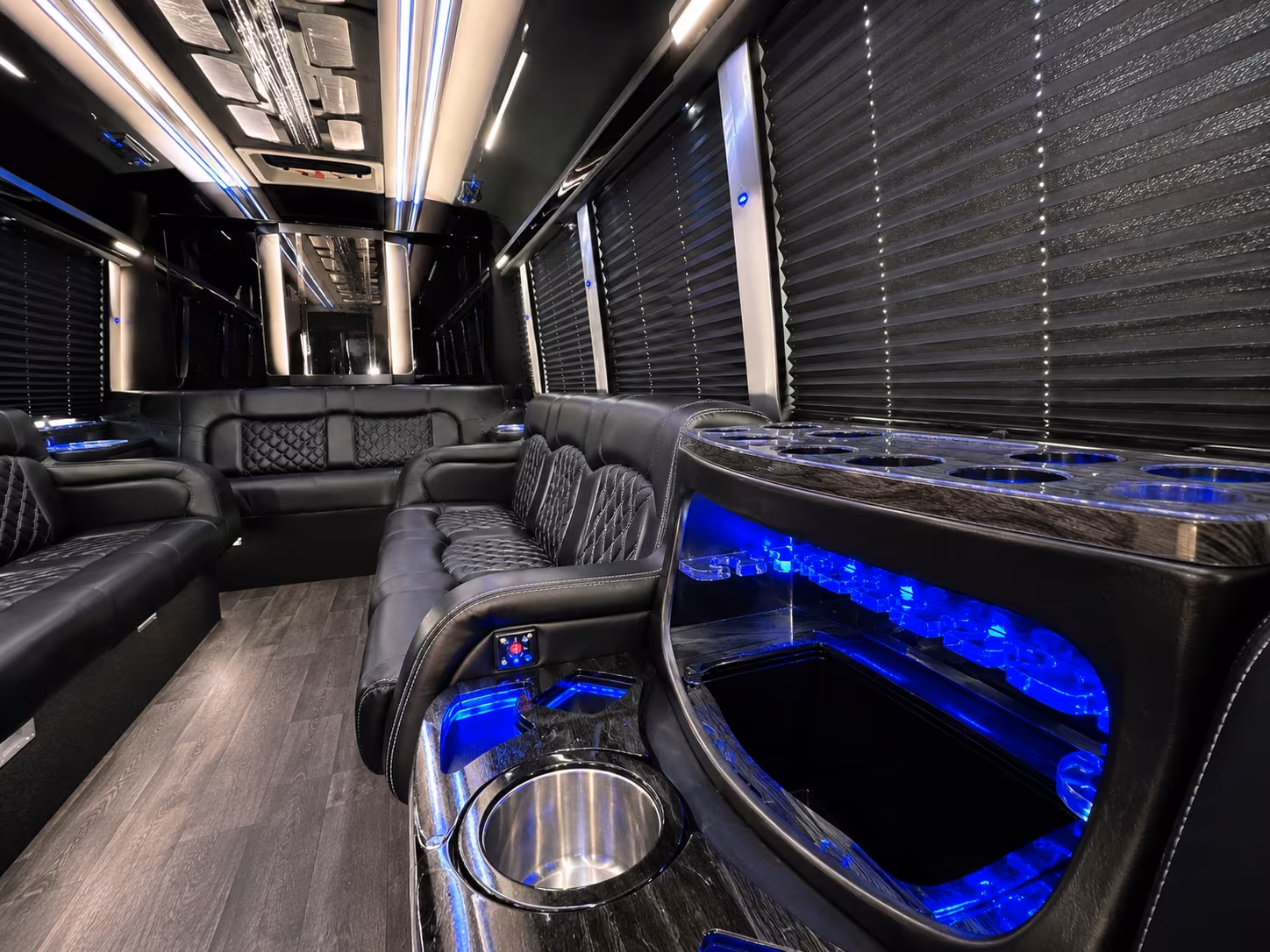 Akron Homecoming & Prom Party Bus Rentals
