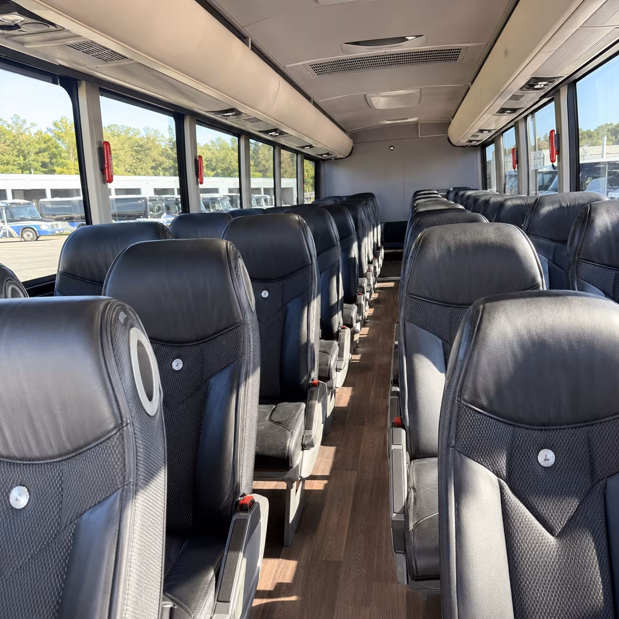 Pittsburgh Airport Shuttle & Transportation party bus exterior