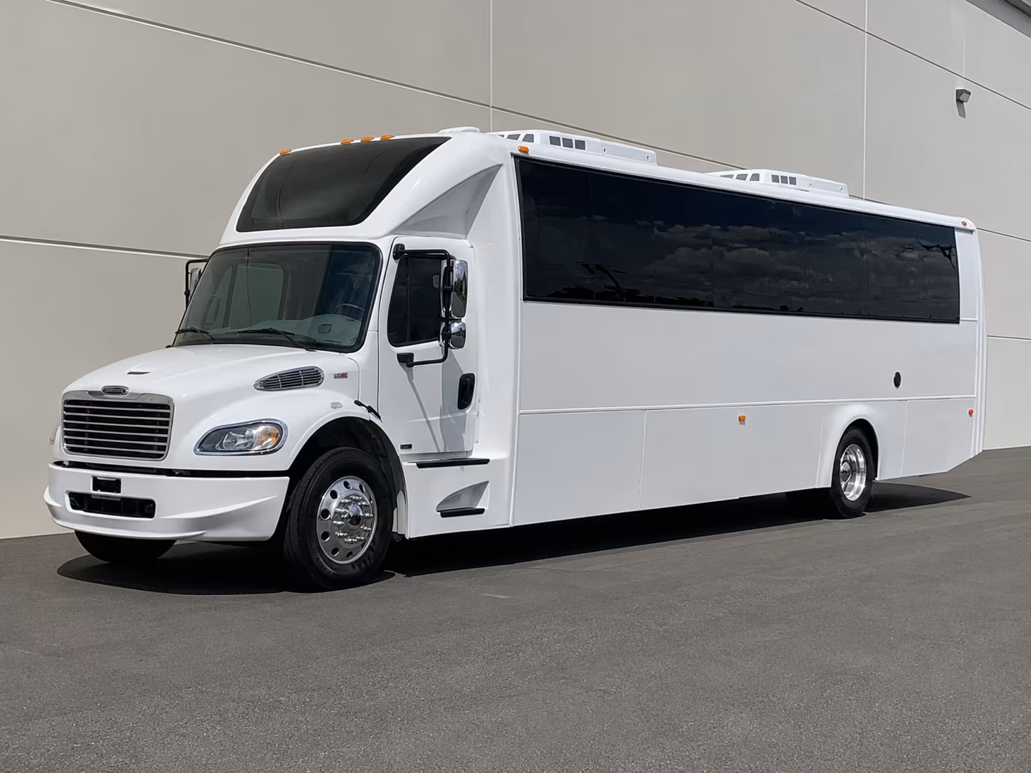 Pittsburgh Birthday, Sweet 16, & Quinceañera Transportation onboard seating