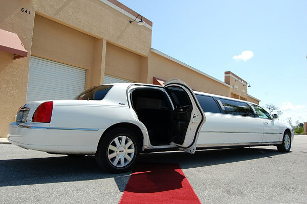 lincoln stretch limo Pittsburgh